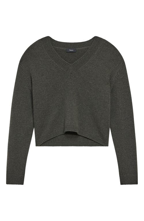 Shop Theory Crop Cashmere Sweater In Hunter Green