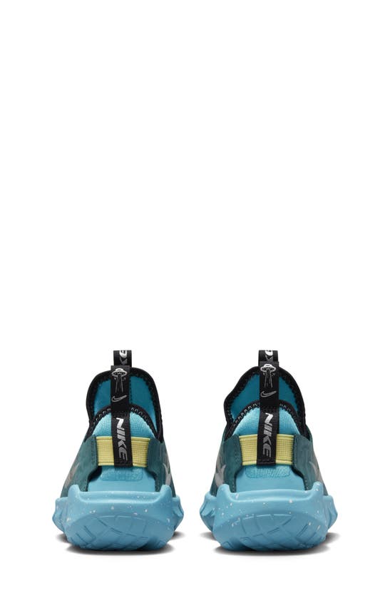 nike kids flex runner