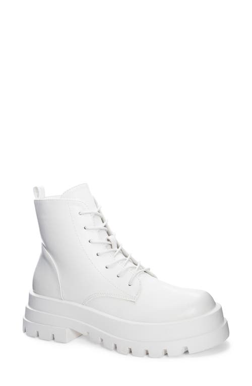 Vedder Lug Sole Boot in White