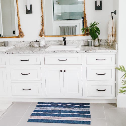 Creative Women Aden Bath Mat In Navy/natural