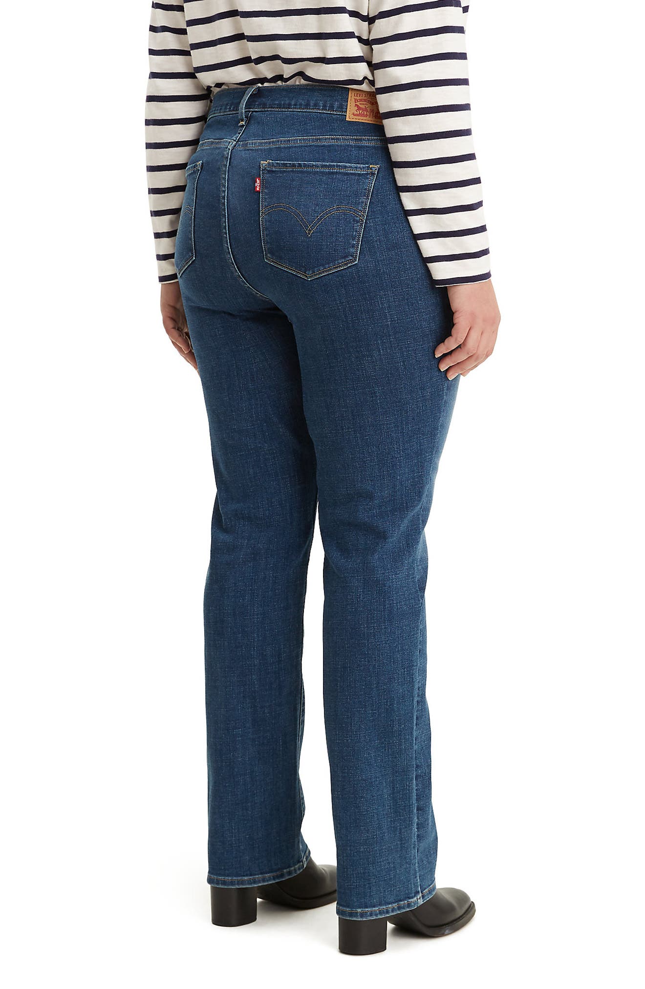 levi classic straight jeans womens