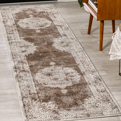 Jonathan Y Rosalia Cottage Medallion Area Rug In Cream/brown