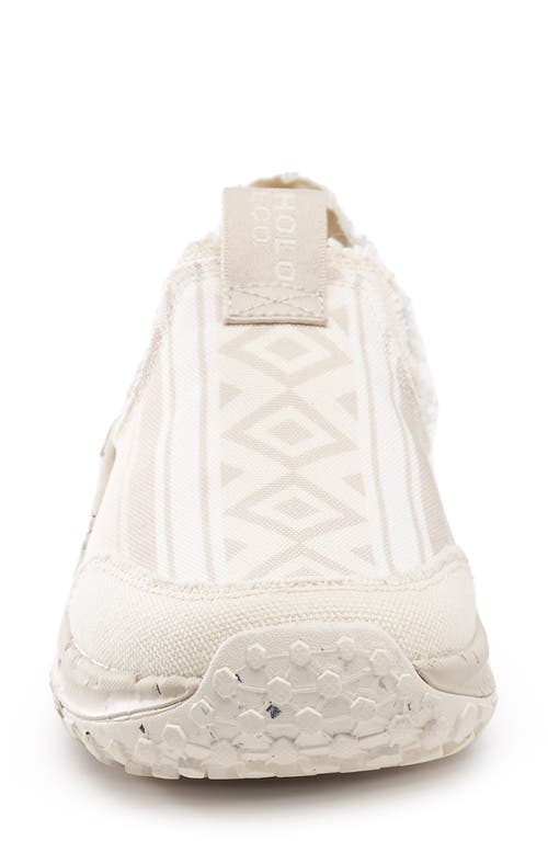HOLO FOOTWEAR HOLO FOOTWEAR ATHENA CANVAS SLIP-ON SHOE