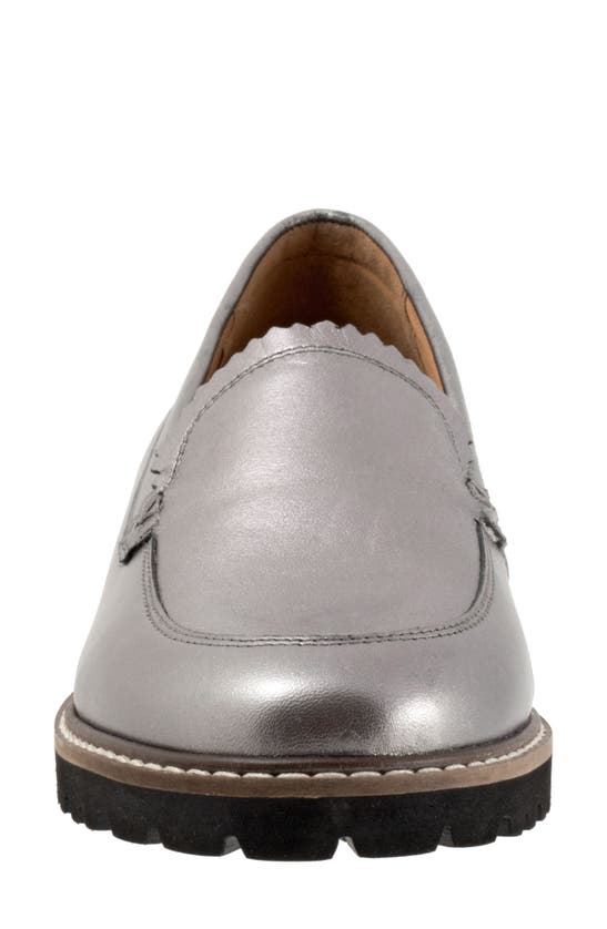 Trotters Fayth Loafer In Pewter