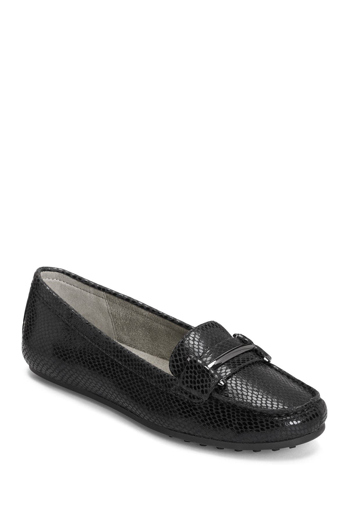 aerosoles black loafers