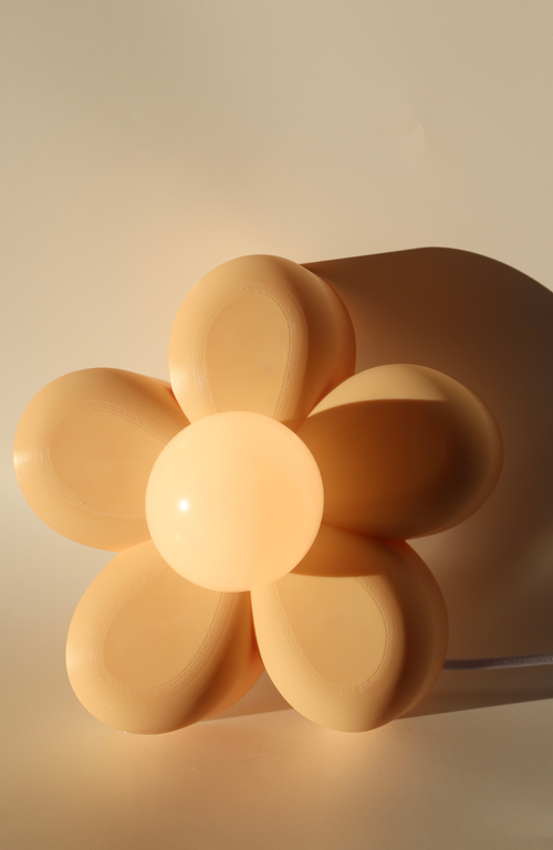 Sofiest Designs Daisy Lamp In Pale Peach