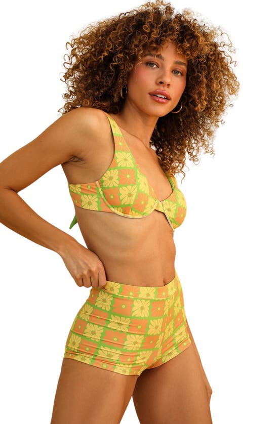 Dippin Daisys Farrah Elastic Waist Short In Funky Daisy