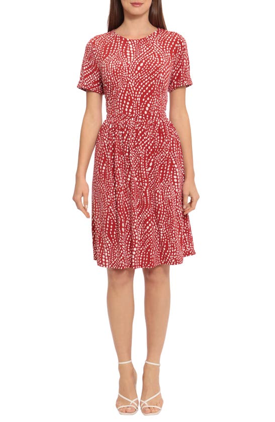 Maggy London Printed Short Sleeve Fit & Flare Dress In Navy/ Soft White |  ModeSens
