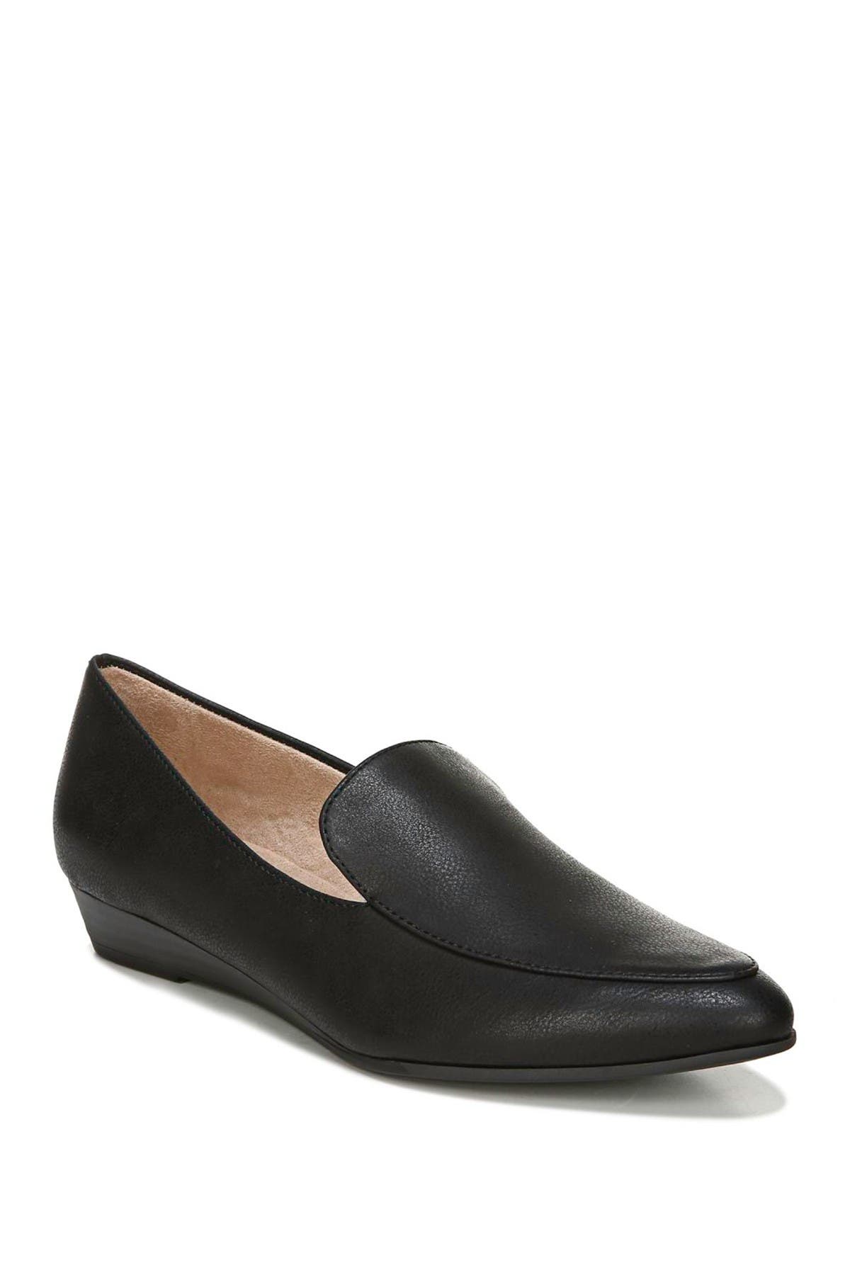 nordstrom rack flat shoes