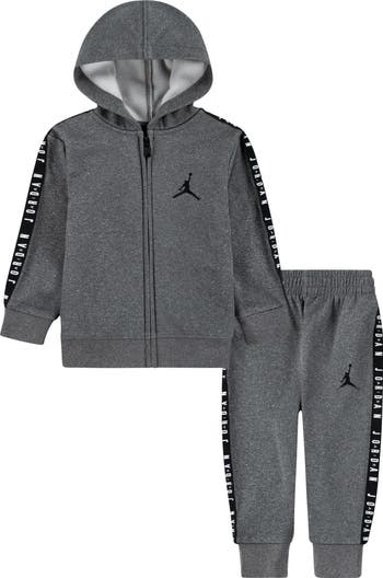 Jordan best sale therma joggers