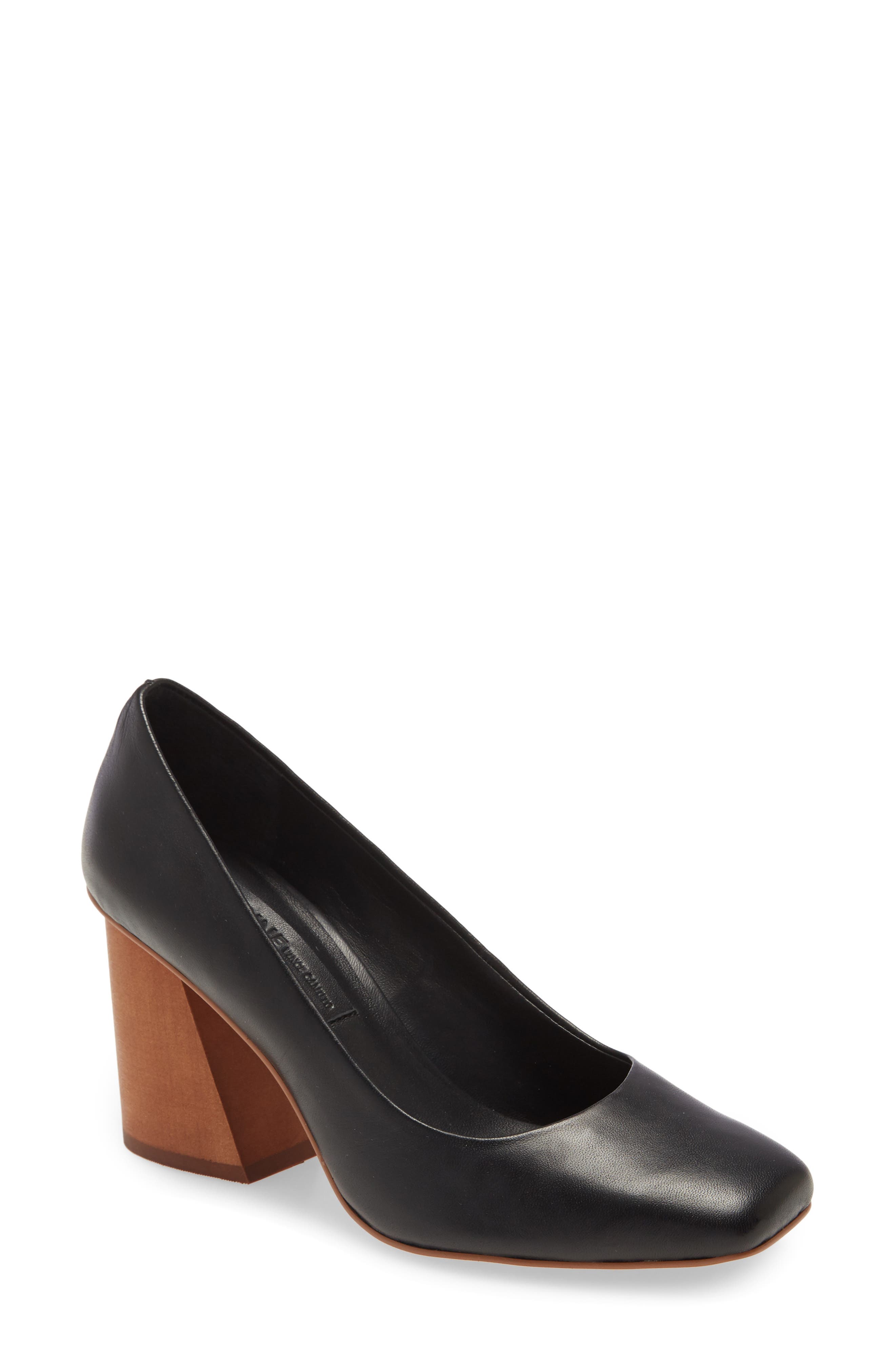 Imagine Vince Camuto | Quinna Pump 