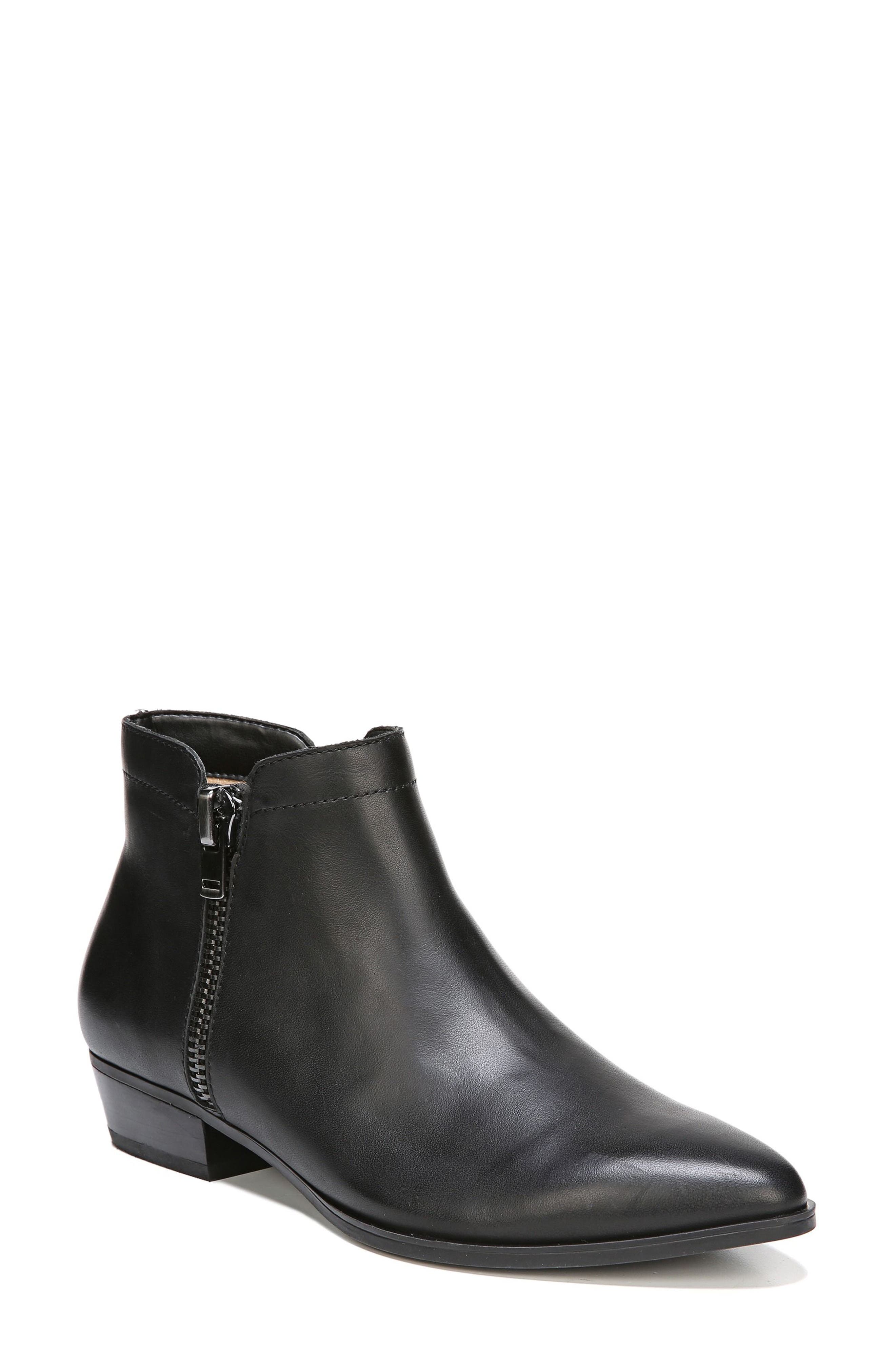 Naturalizer Blair Bootie, Black