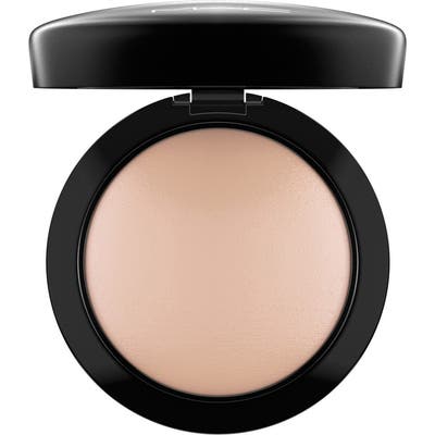 MAC Mineralize Skinfinish Natural - Medium