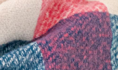 Marcus Adler Plaid Scarf In Pink
