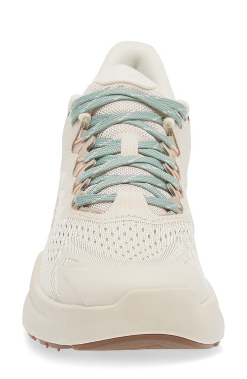 Keen Wk450 Walking Sneaker In Birch/peach Parfait