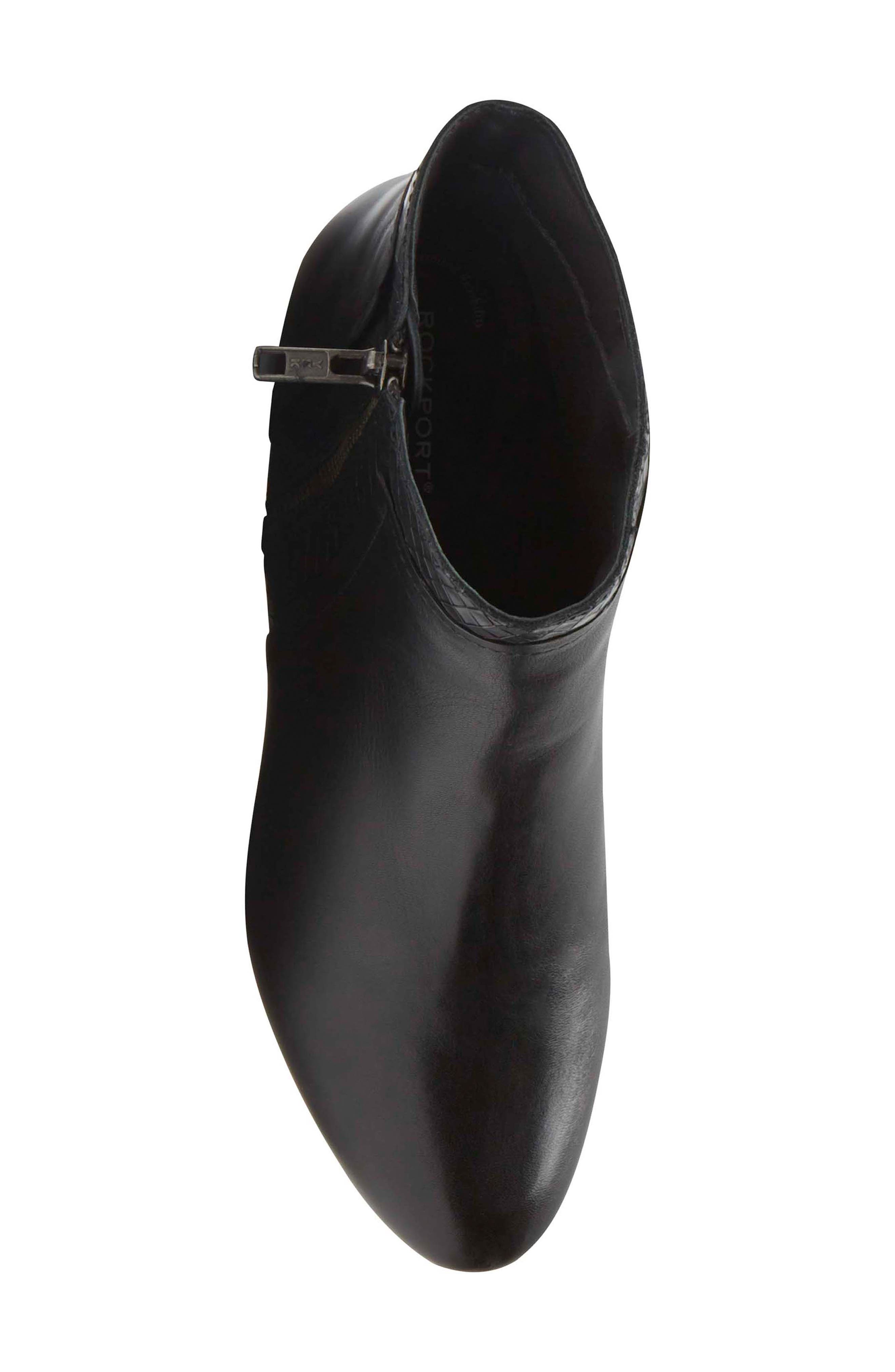 total motion raina plain boot