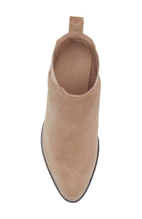 Chocolat Blu Axa Chelsea Boot In Latte Suede