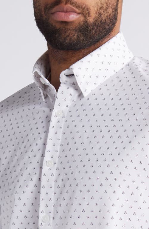 Shop Mizzen + Main Mizzen+main Leeward Trim Fit Performance Button-up Shirt In Carolina Star