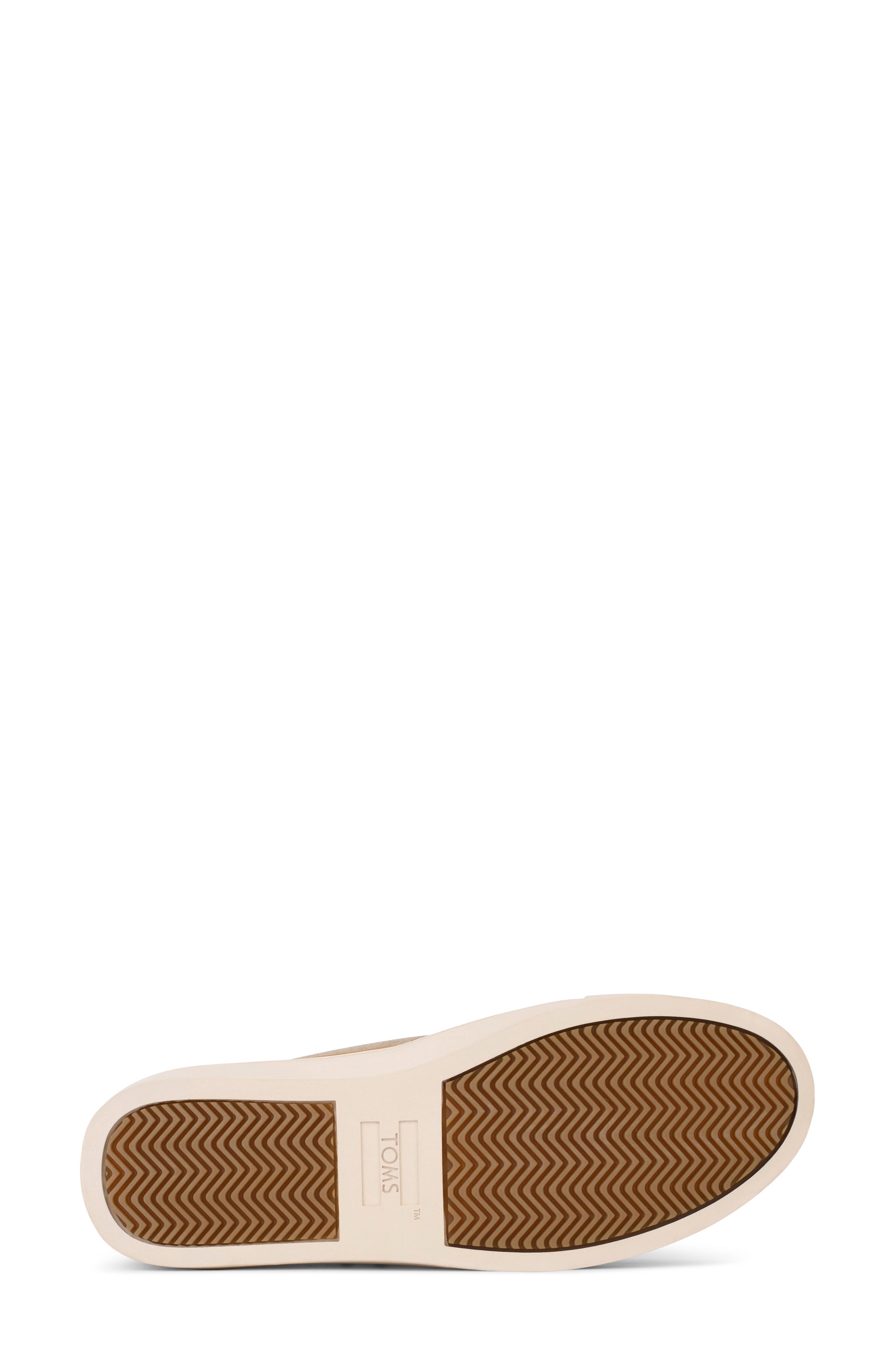 TOMS Paxton Slip-On Chukka Sneaker 