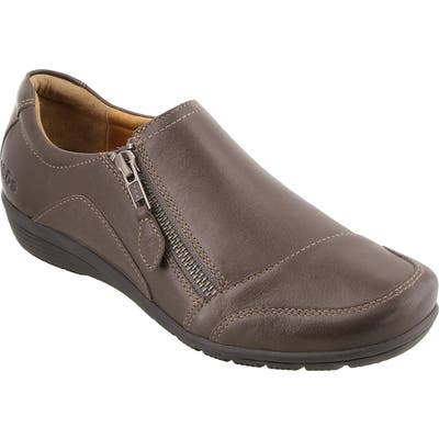 Taos Character Flat- Grey