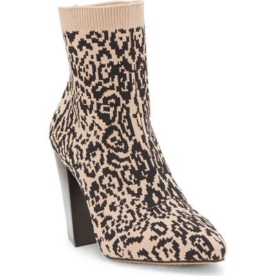 Vince Camuto Setillen Bootie- Brown