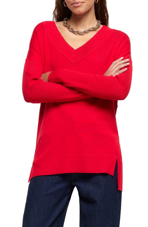 V-Neck Sweater in Red