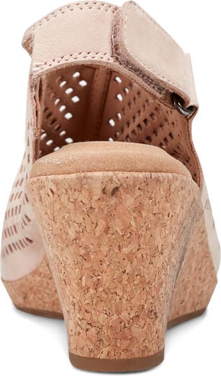 Women's Briah Perforated Slingback Sandal – Rockport