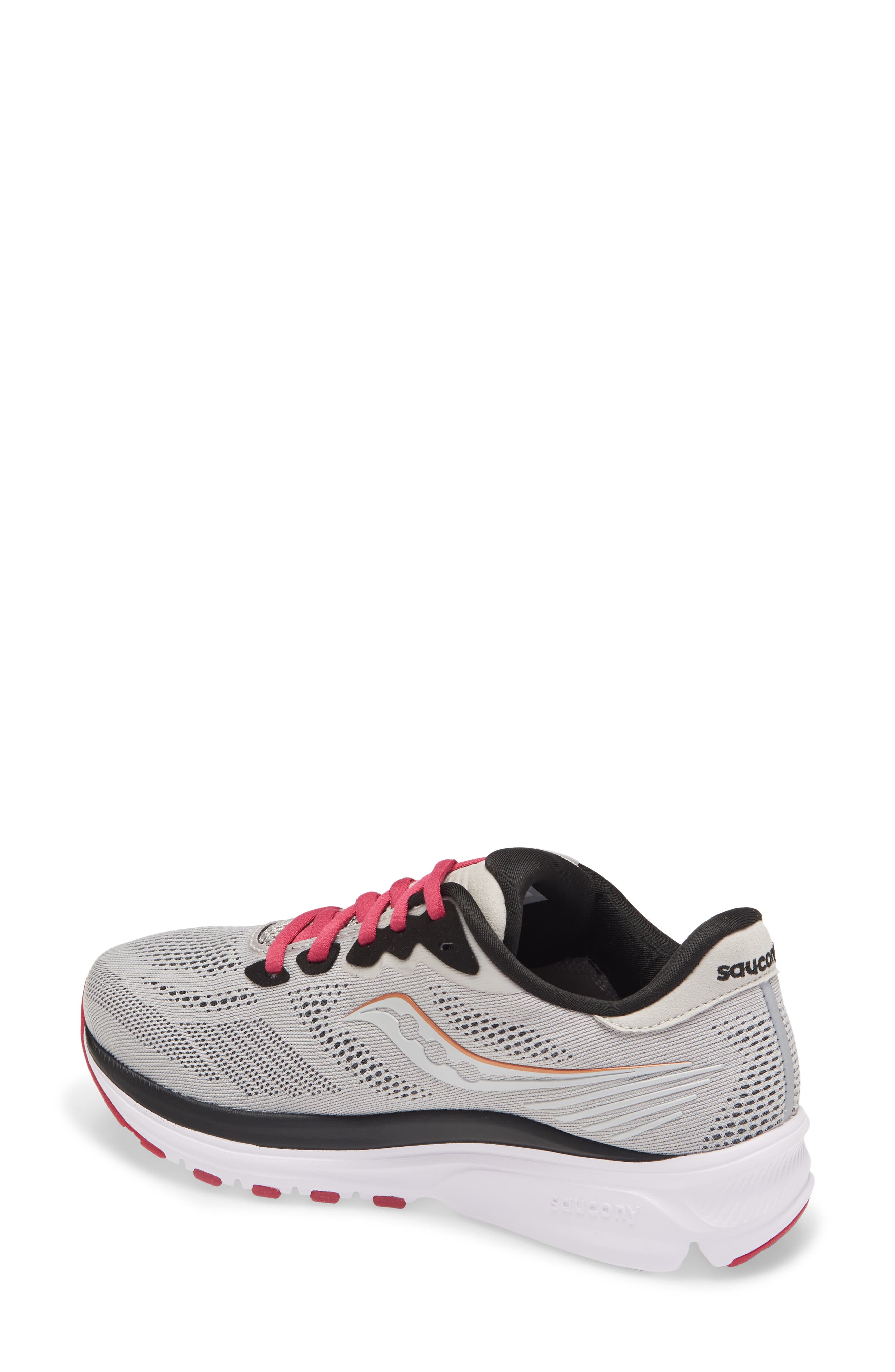 how is saucony pronounced