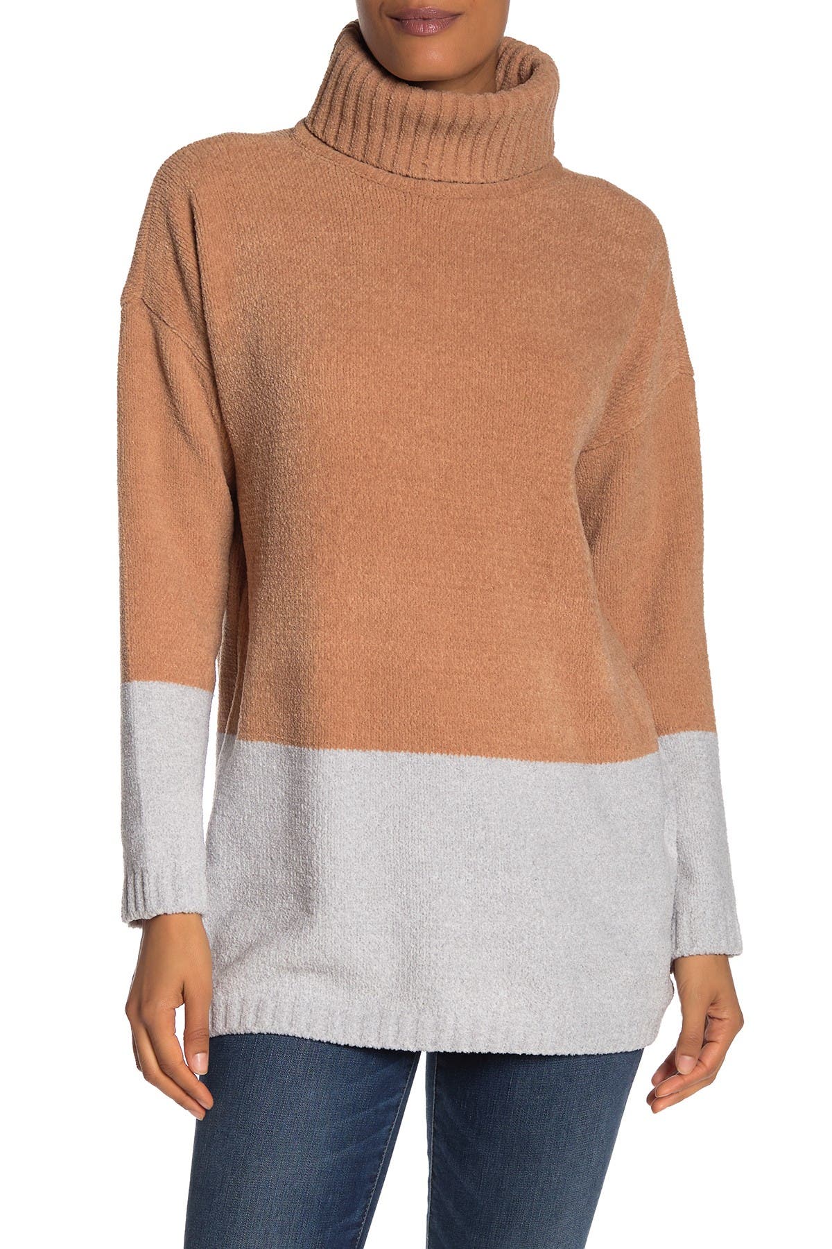 bcbg turtleneck