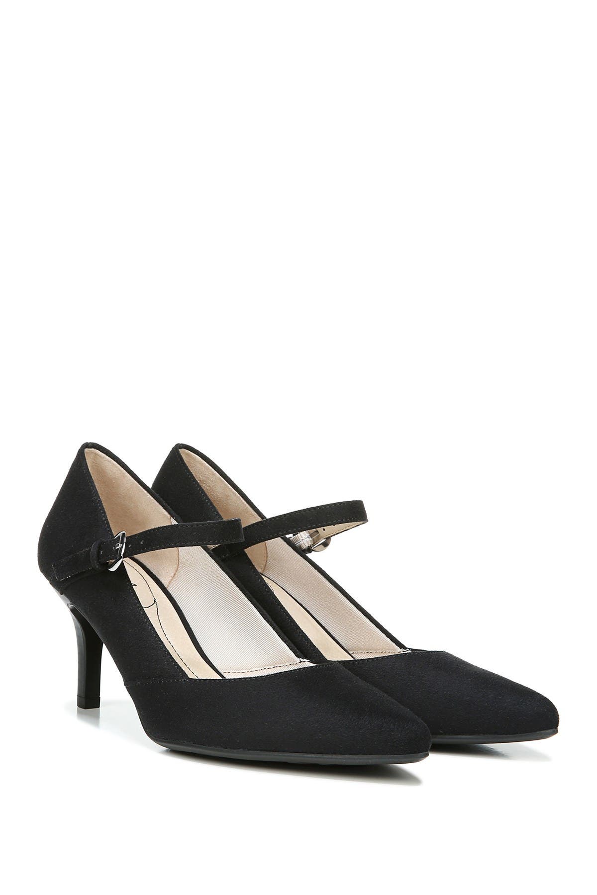 wide mary jane pumps