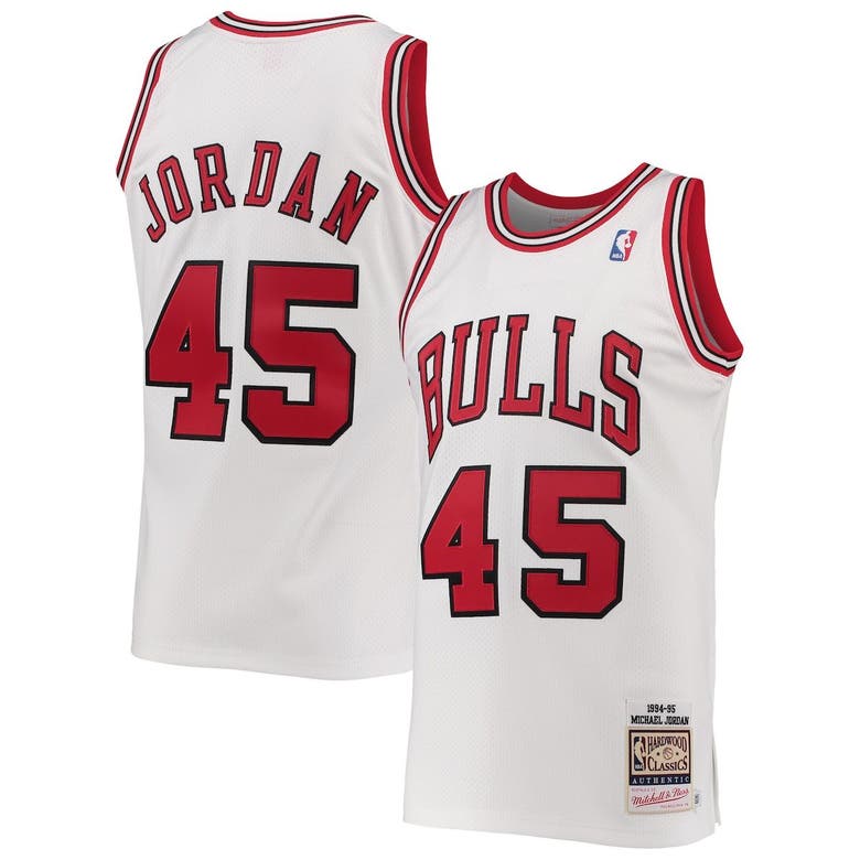 Mitchell * Ness NBA Authentic Chicago Bulls Michael Jordan 1995 - Jordan  Path Baseball Cap - 1996 – HotelomegaShops