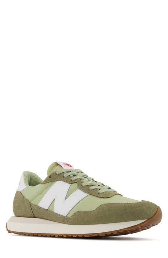 New Balance 237 Sneaker In True Camo/ Light Olive