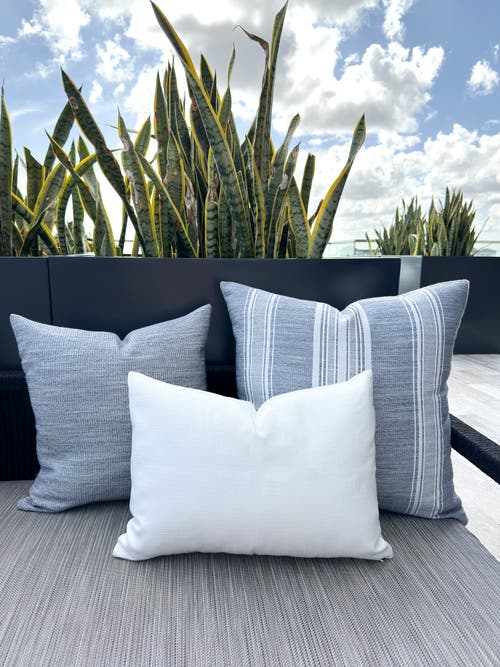 ANAYA ANAYA SEASIDE SMOOTH INDOOR OUTDOOR PILLOW
