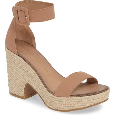 Chinese Laundry Queen Platform Sandal- Brown
