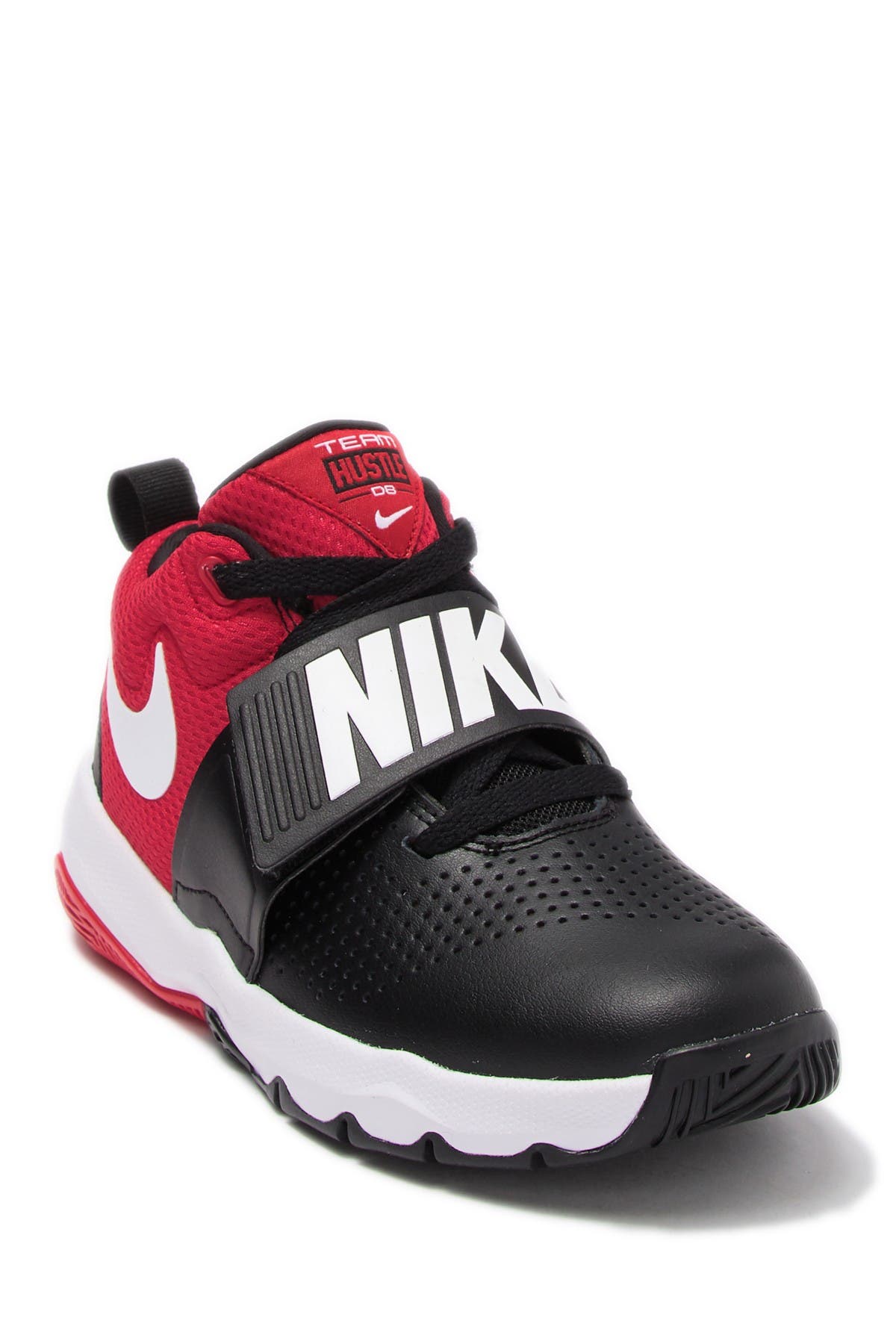 Nike | Team Hustle D8 Sneaker 
