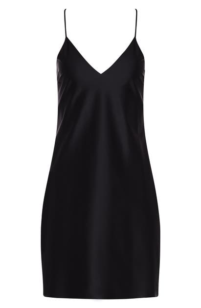 Click to view more detailed imagery on our partner's website Commando Smooth Satin Full Slip In Black