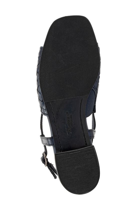 Trotters Nola Slingback Sandal In Navy