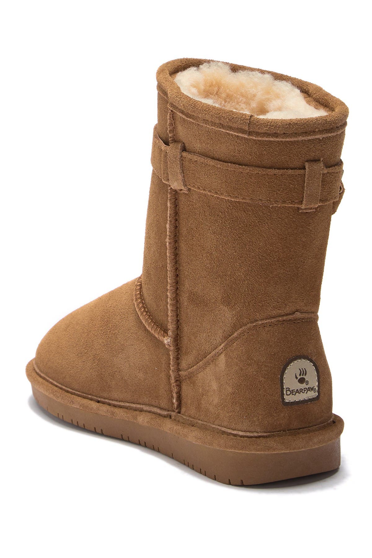 stores that sell bearpaw boots