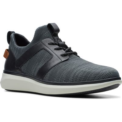 Clarks Un Globe Lace Up Sneaker- Black