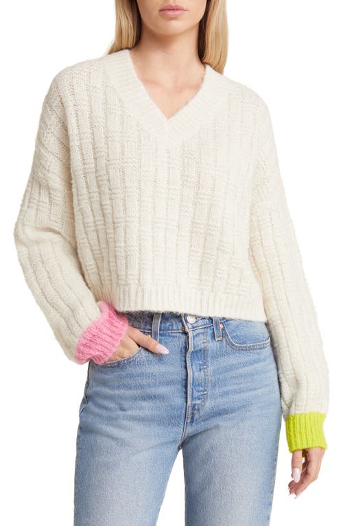 Ingrid Contrast Cuff V-Neck Sweater in Birch Detail W Sach
