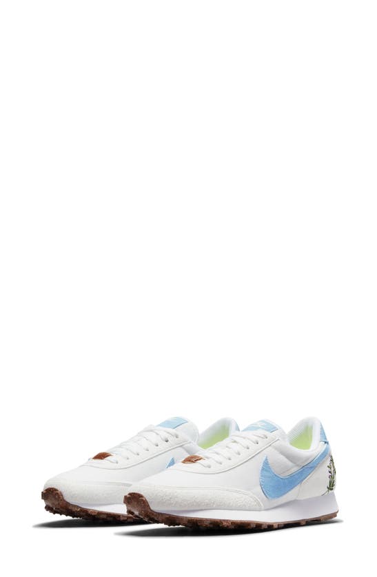 NIKE DAYBREAK SE SNEAKER