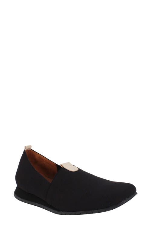 L'Amour des Pieds Tumai Flat in Black