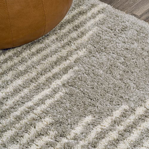 Jonathan Y Elm Diamond Stripe Geometric Shag Area Rug In Gray/ivory