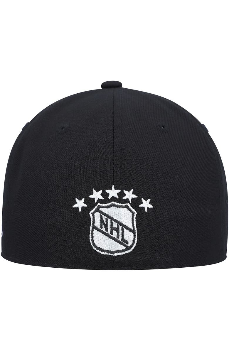Casquette snapback noire isolée sur fond uni | Photo Premium Casquette snapback noire isolée sur fond uni | Photo Premium