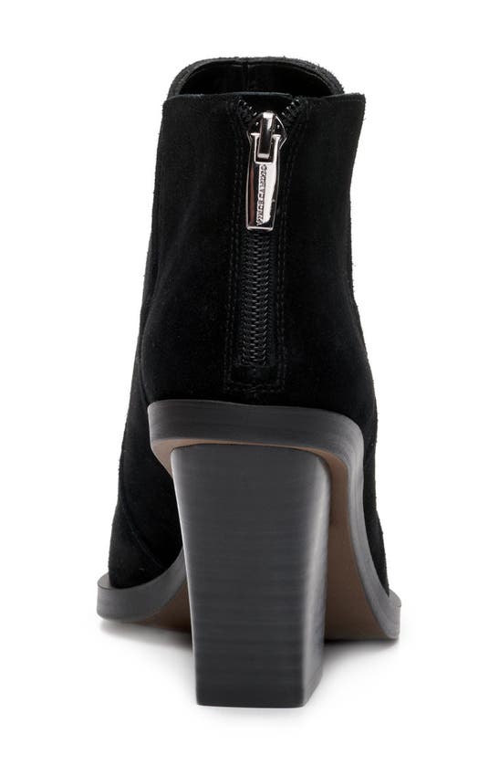 VINCE CAMUTO GWELONA ANKLE BOOTIE