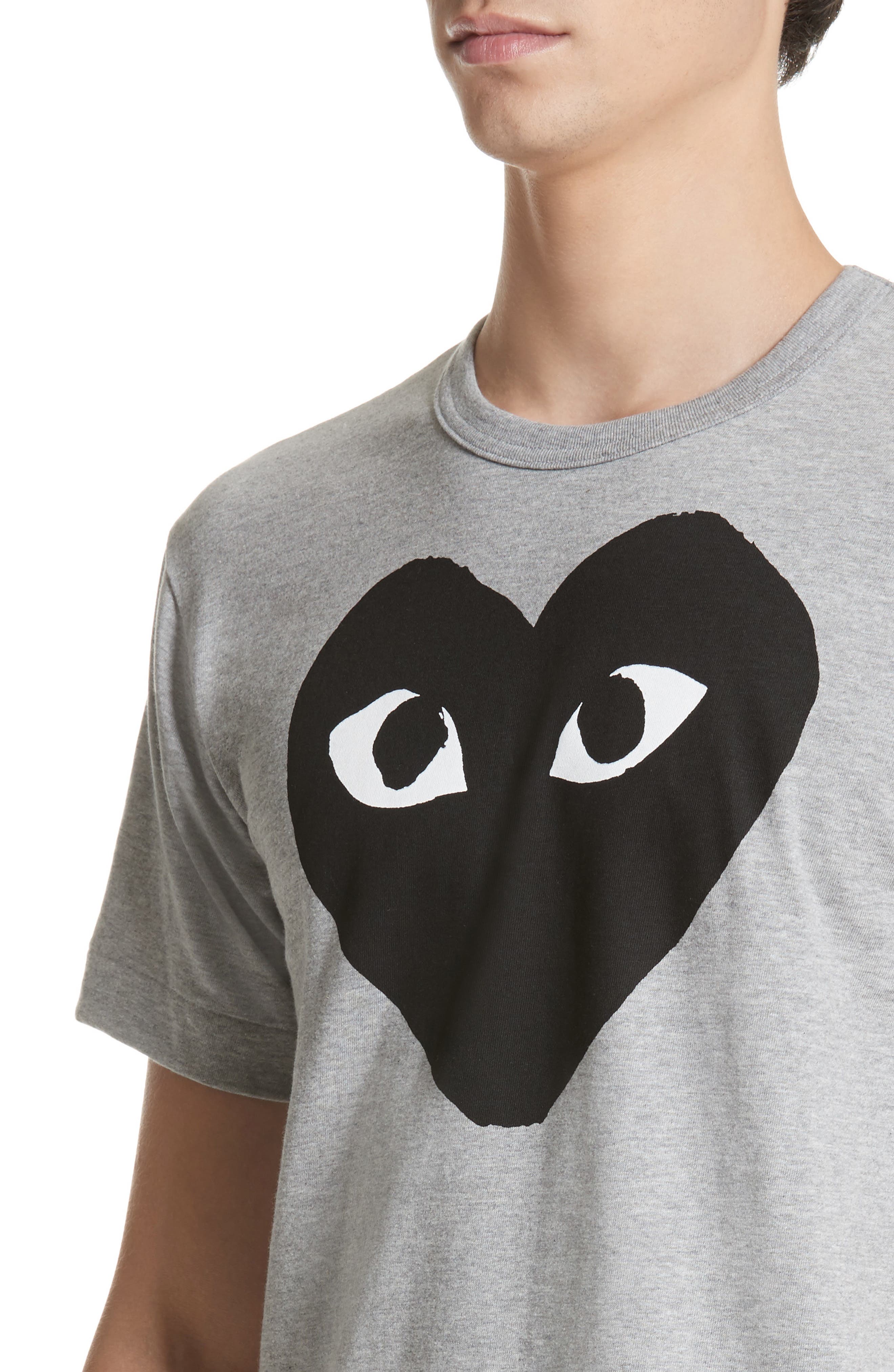 comme des garons play logo graphic crewneck t-shirt