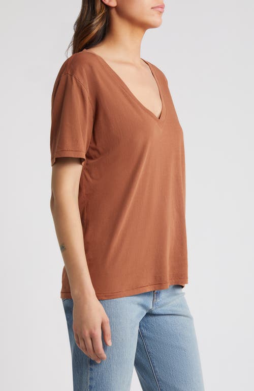 Shop Treasure & Bond Oversize V-neck Cotton T-shirt In Rust Sequoia