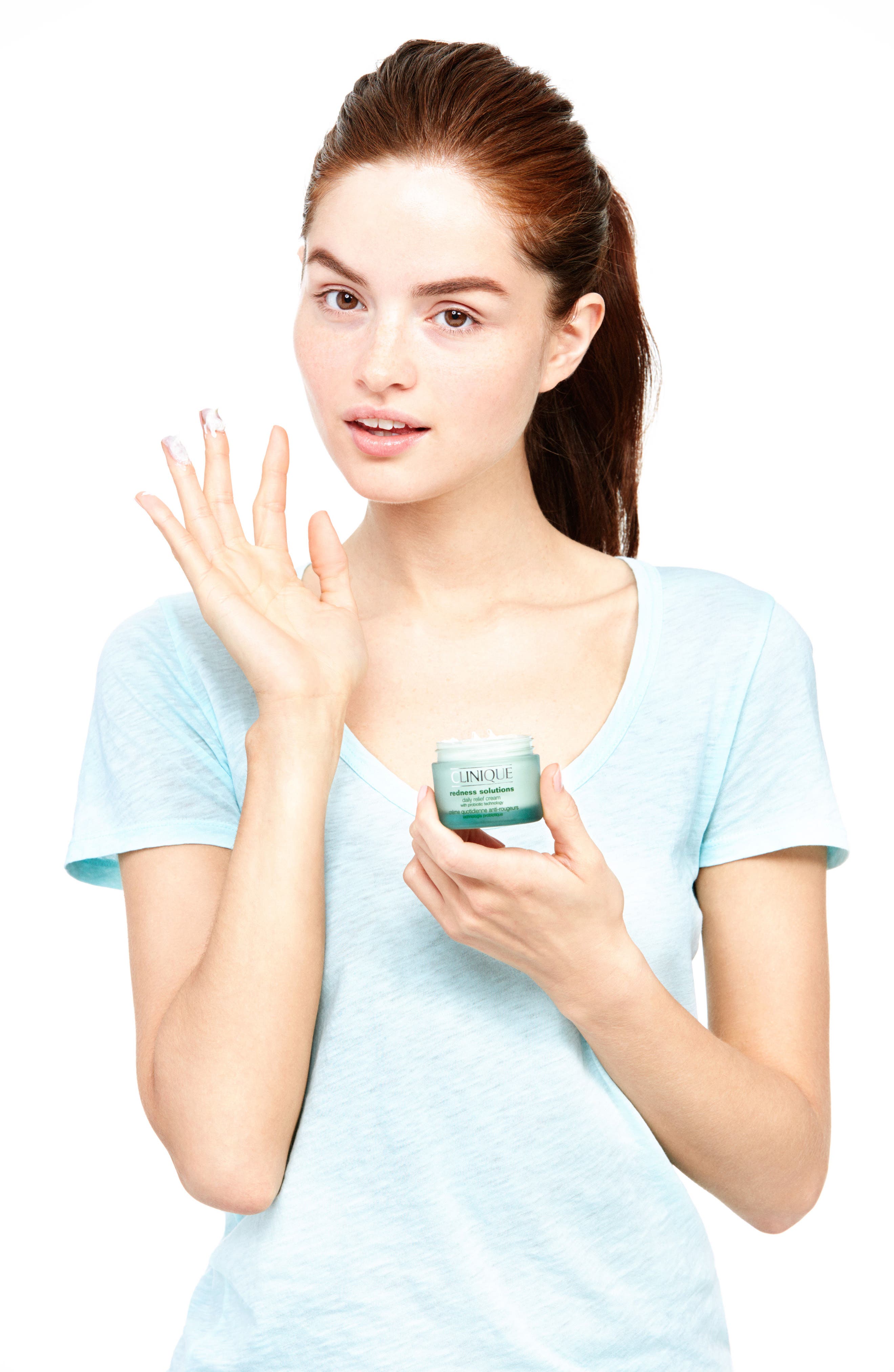 Clinique Redness Solutions Daily Relief Face Cream Nordstrom