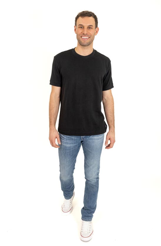 Pino By Pinoporte Crewneck T-shirt In Black