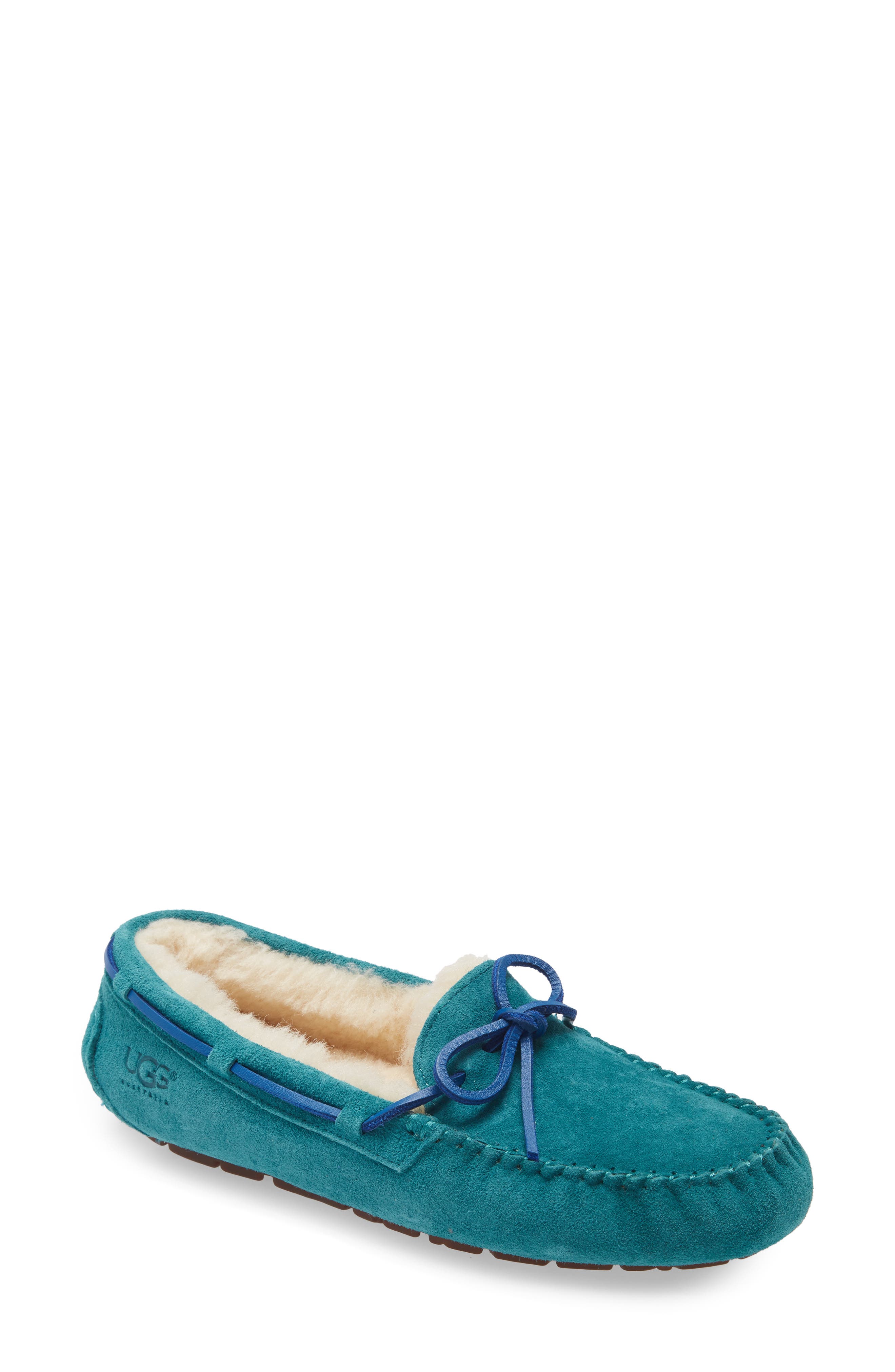 ugg dakota water resistant slipper